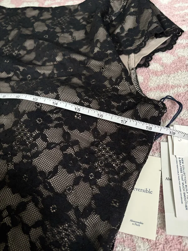 Abercrombie Bra Free Lace Top - Image 4
