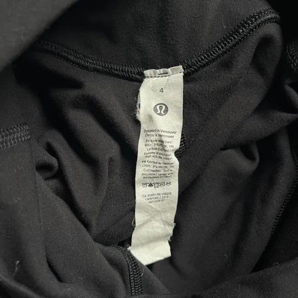 Lululemon mini chic flares size 4 - Image 3