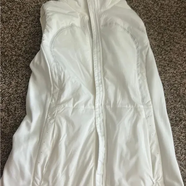 Lululemon Athletica White Vest Jacket - Image 2