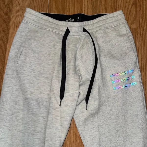 Hollister Triple graphic logo joggers - Image 3