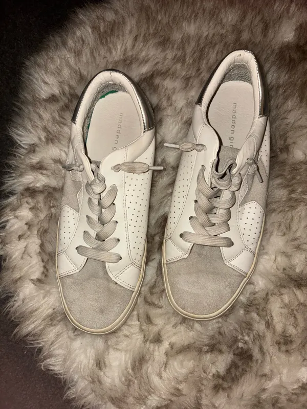 Madden Girl Sneakers - Image 2