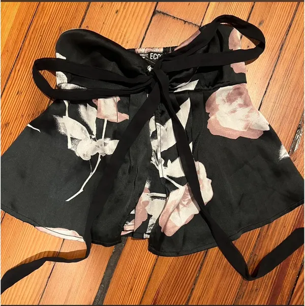 Urban Outfitters Top - Image 3