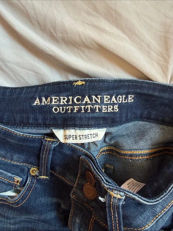 American Eagle Classic High-Rise Dark Blue Women’s Capris - Image 2