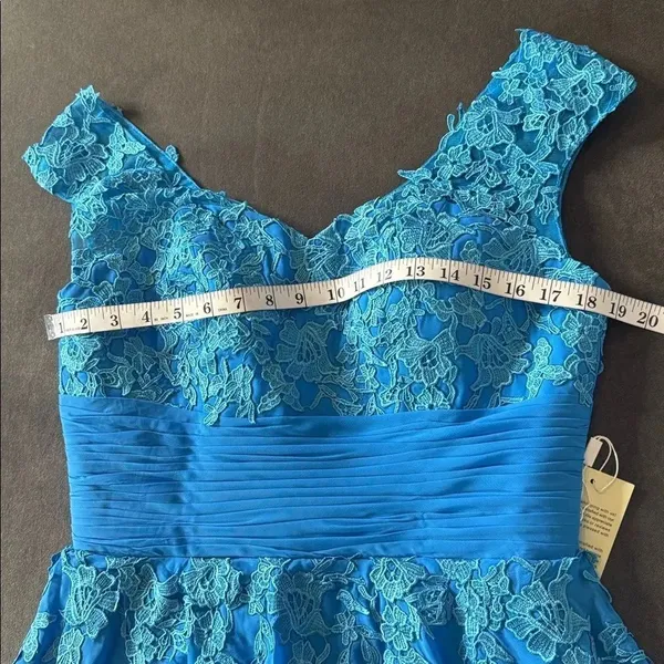 Women’s Blue Full Length Formal Dress V-Neck Lace Appliqué Bodice Size 10 NWT - Image 9