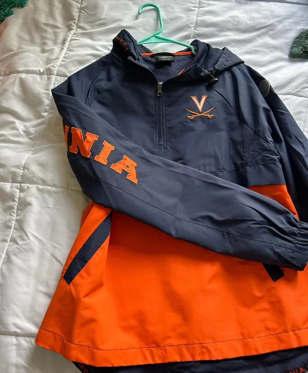 Colosseum UVA windbreaker - Image 3