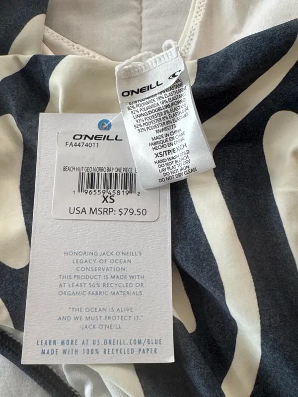 New O’Neill cut out bathing suit size extra small - Image 5