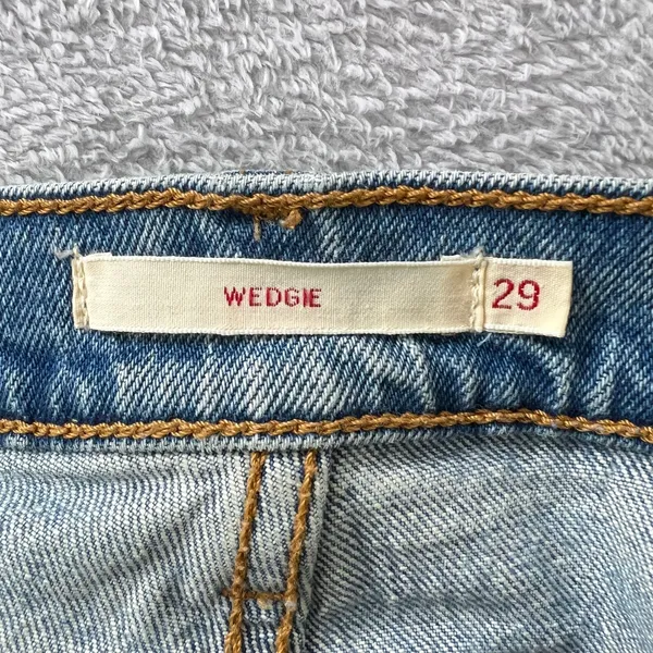 Levi's Premium Wedgie Jeans Women's W29 Blue Denim Slim Fit Button Fly‎ - Image 4
