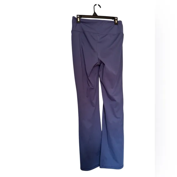 American Eagle Everything Flare‎ leggings L - Image 2