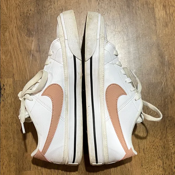 Nike Women's White and Peach Sneakers - Image 2