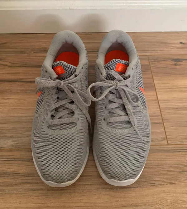 Running Shoes - Image 3