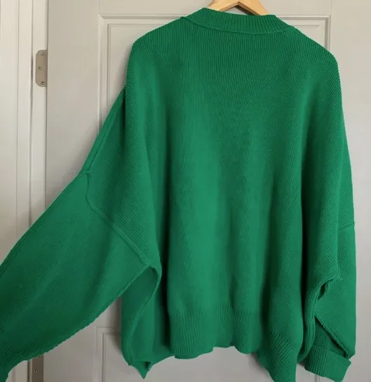 Vici Green Crew Neck Sweater - Image 2