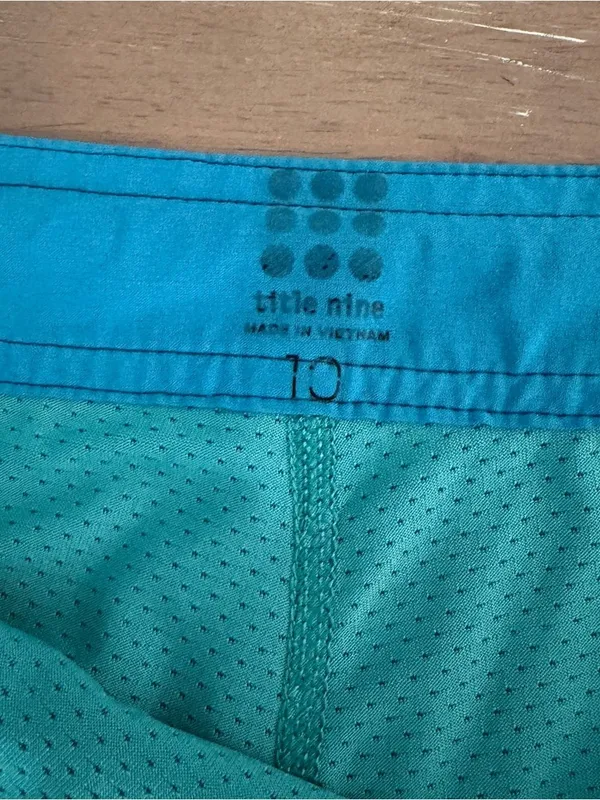 Title Nine Skort Size 10 Electric Blue Tenniscore Zip Pockets Active Travel - Image 7