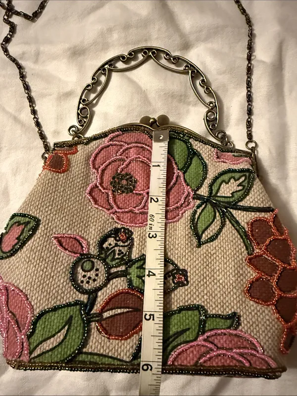 Beaded Floral Clutch Wristlet in Pink and Green - Image 7