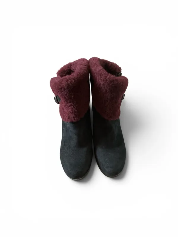 Ugg Scarlett black suede shearling cuff women’s ankle boots size 7.5 - Image 5