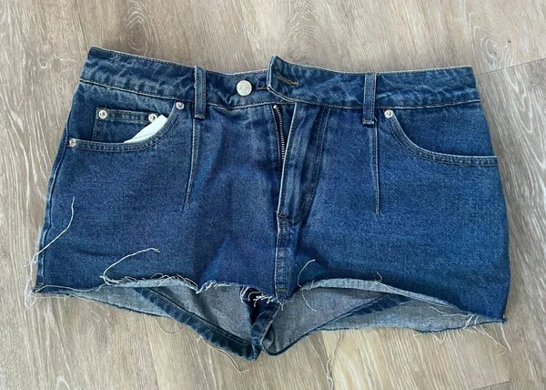 Edikted Denim Mini Skort - Image 2