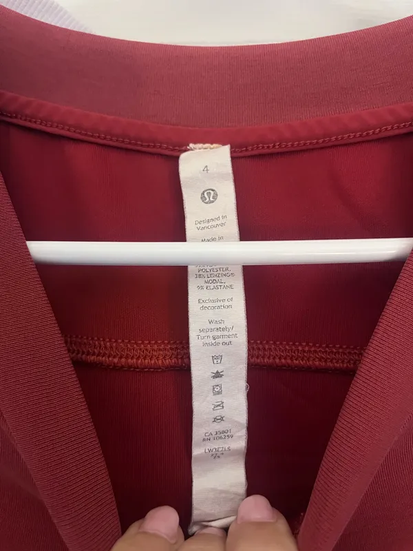 Lululemon Cropped Crew Softstreme - Image 2