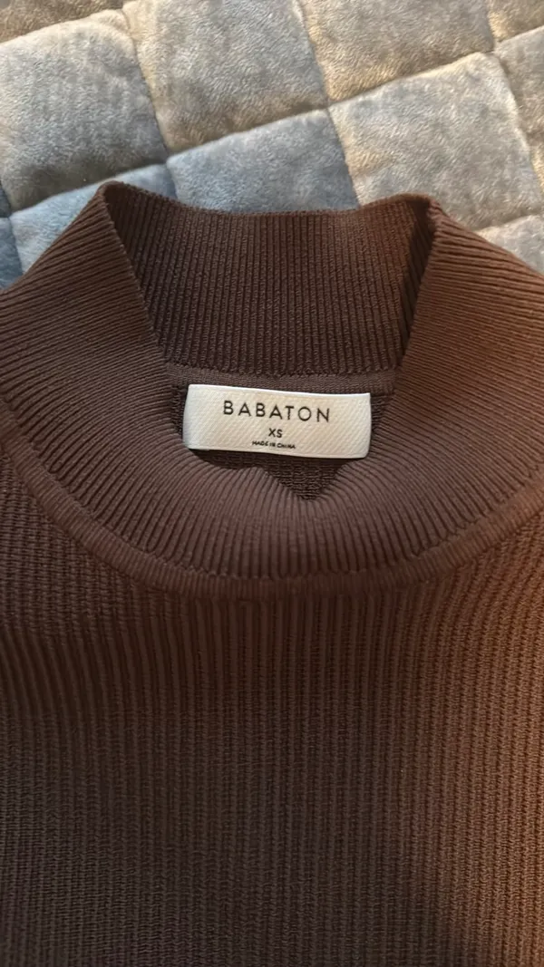 Aritzia Babaton Sculpt Knit Tank - Image 3