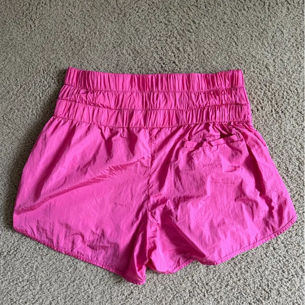 Athletic Shorts Pink Size M - Image 2