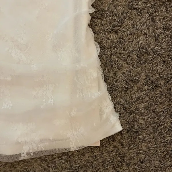 Amazon NWT Elegant White Lace Women Top - Image 4