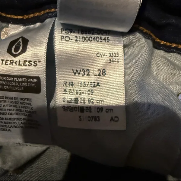 Levi's 721 High‎ Rise Skinny Jeans Dark Wash Sz 32 Plus - Image 9