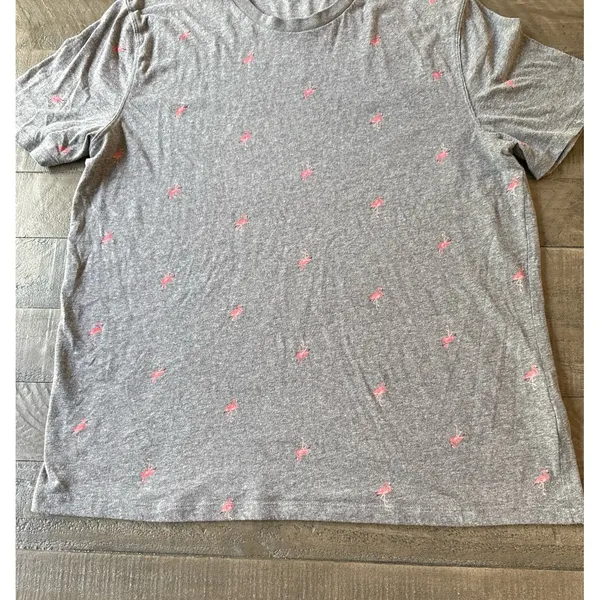 Old Navy Women's Gray Pink Flamingo Soft Wash Short Sleeve Tee‎ Size Large - Image 5