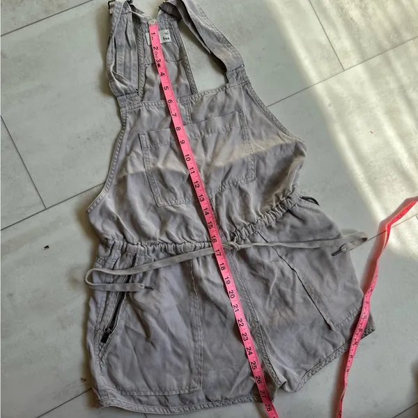 Wilfred Free Aritzia Grey Lyocell Short Overalls Romper Drawstring Waist Small‎ - Image 8