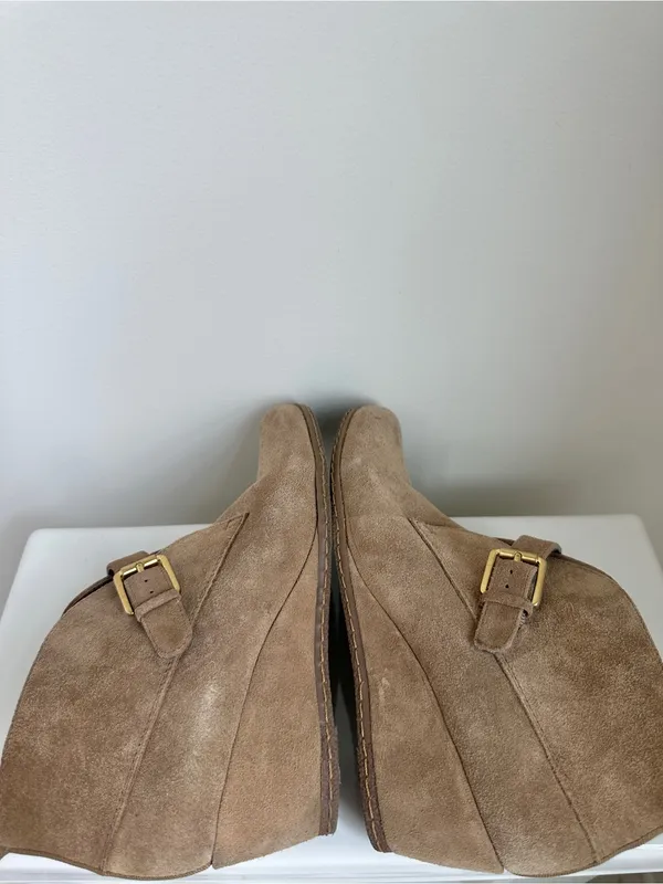 Franco Sarto Amerosa Buckle Wedge Bootie Tan Suede Size 9 - Image 5