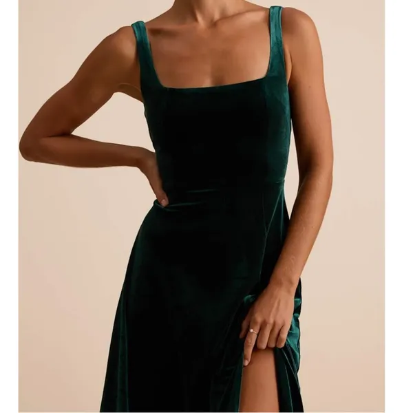 NEW Lulus Graceful Invite Emerald Velvet Square Neck Lace-Up Maxi Dress Medium - Image 2