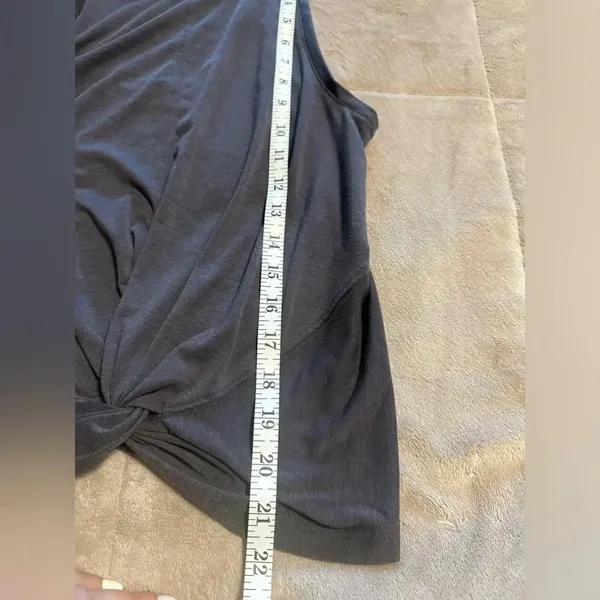 Athleta Tank Top Women’s Size Small Gray Knot Detail - Image 2