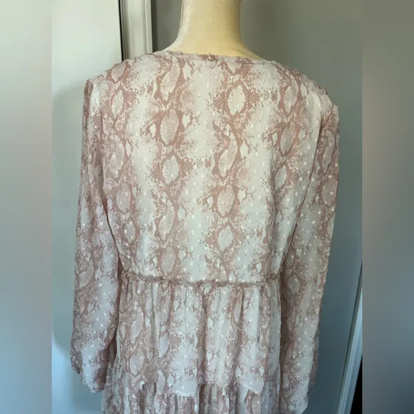 Altar’d State Woman’s Pink & White Snake Print Lightweight Tiered Dress Size M - Image 7