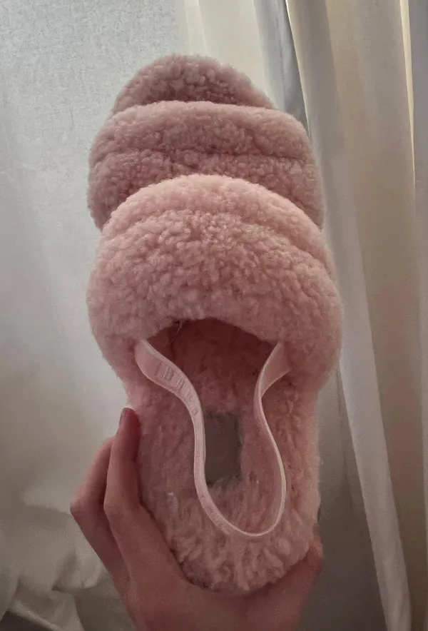 UGG Platform Sandal - Image 2