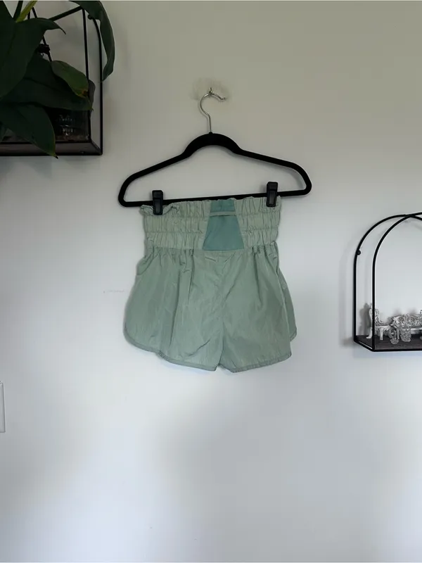 Free‎ People Movement Light Green Athletic Workout Shorts Size Small - Image 2