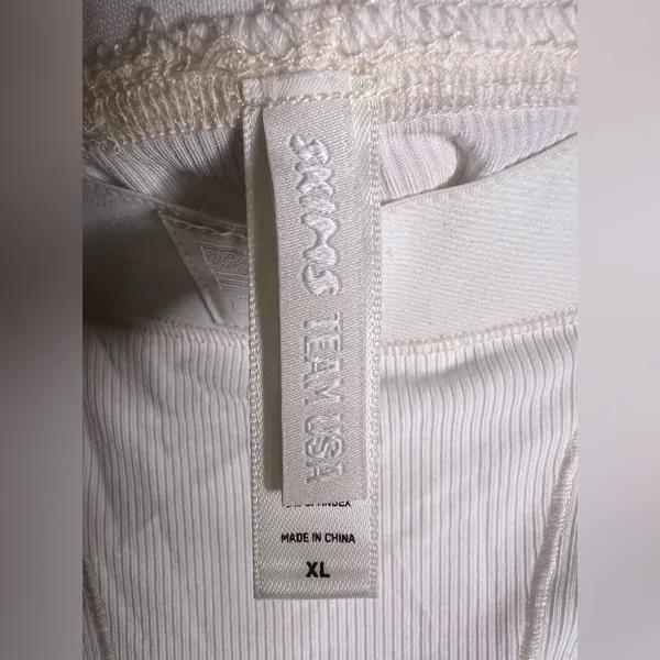 SKIMS Soft Lounge Rib Leggings Team USA White in size XLarge - Image 6