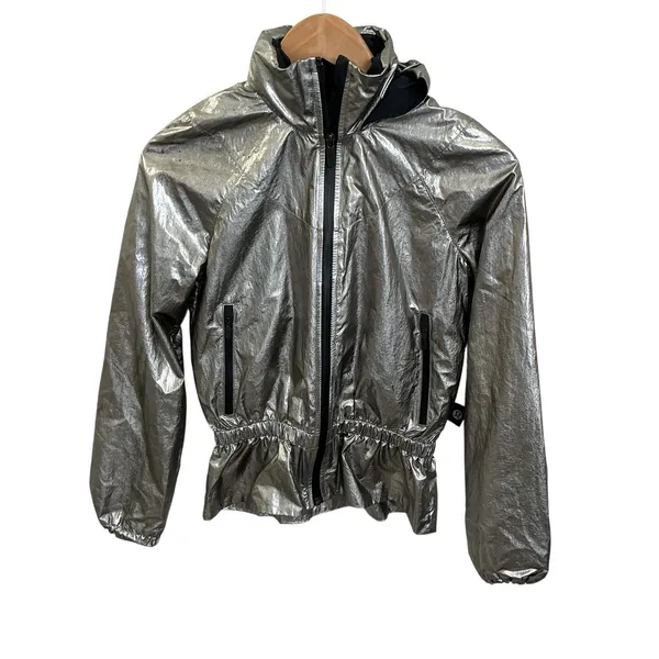 Lululemon X Barrys‎ Women's Titanium Foil Stronger As One Hooded Jacket Size 0 - Image 8