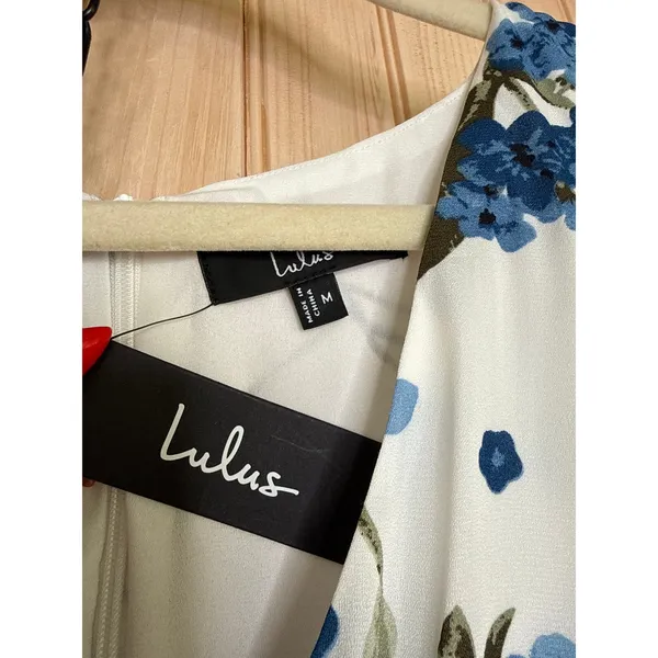 NWT Lulus French Countryside White Floral Print High-Low Dress Resort Vacay M - Image 6