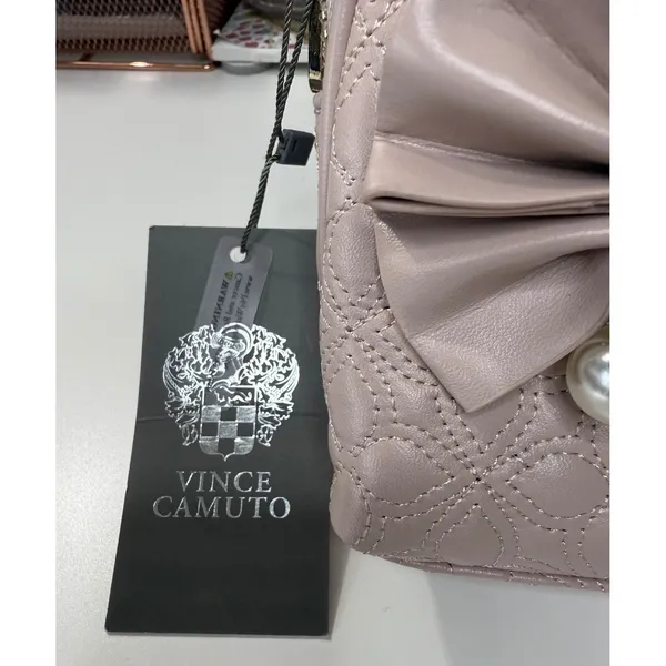 Vince Camuto Blush Pink Quilted Makeup Bag Pearl Chain Bow Vanity Case‎ NWT - Image 4