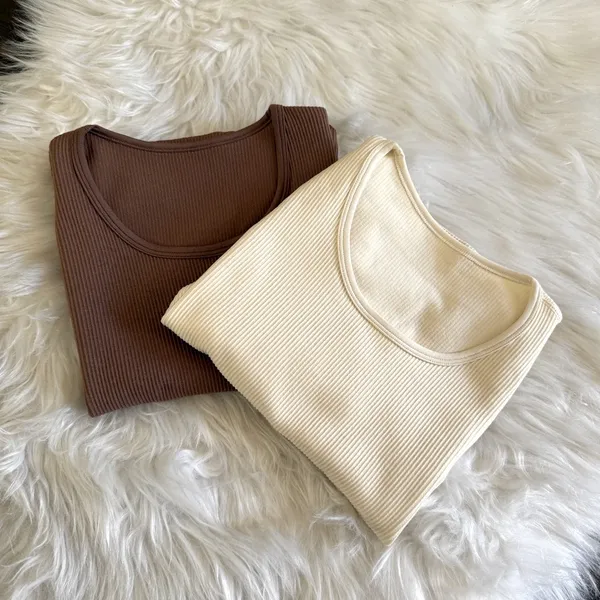 OQQ 2 Pieces Square Neck Tee Shirts Crop Tops - Image 3