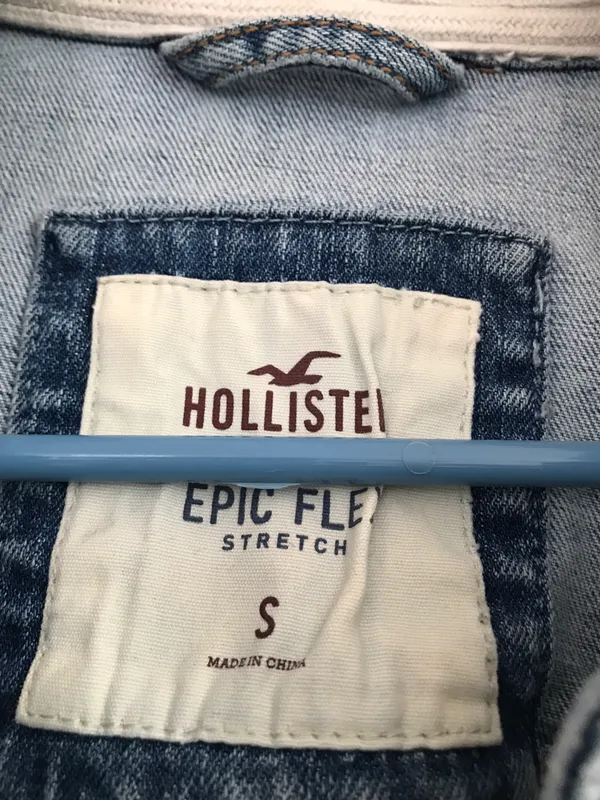 Hollister Jean Jacket Built In Hoodie - Image 3