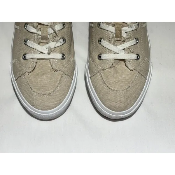 Obtaom Canvas Sneakers Size 11 - Image 3