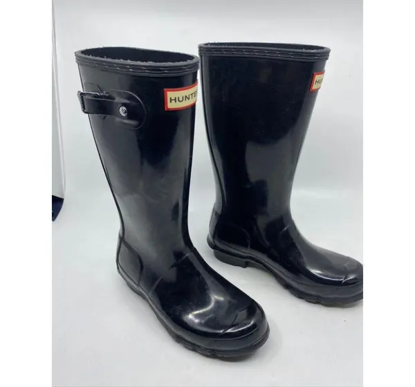Hunter Women's Black Boots Size 2B/3G - Image 3