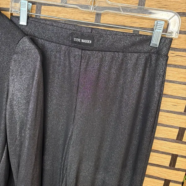 Steve Madden Black Shimmer Pajama Set Size‎ Small - Image 4