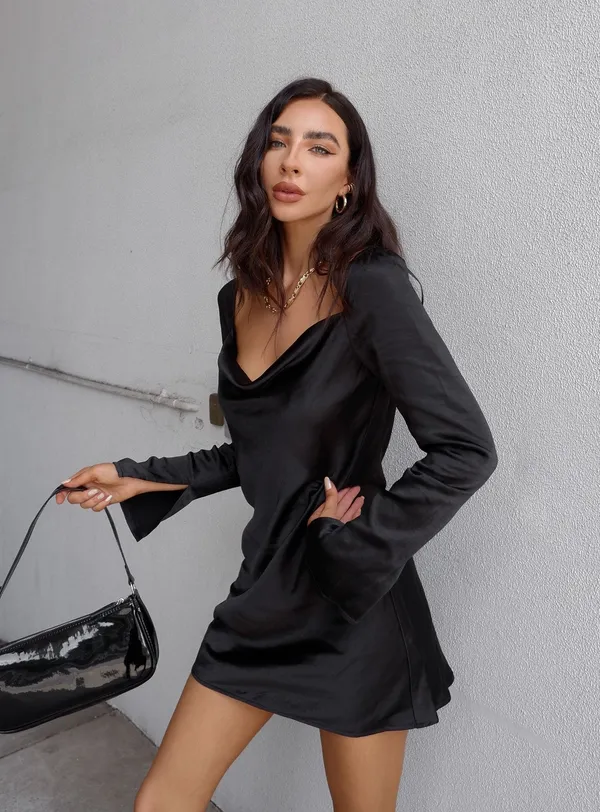 Princess Polly Star Mini Satin Long Sleeve Dress - Image 5