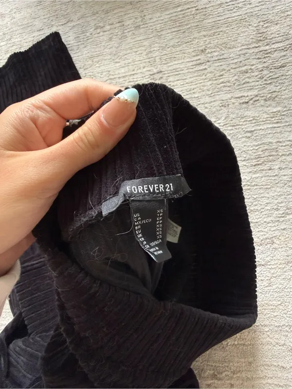 Forever 21 Black Ribbed Flare Pant (Size XS) - Image 4