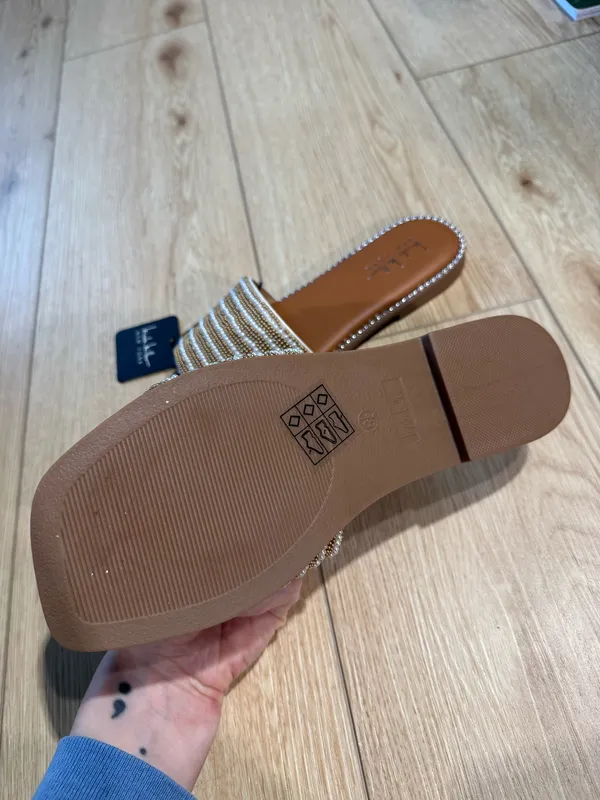 Nicole Miller Beaded Slip On Sandals 8.5 - Image 2