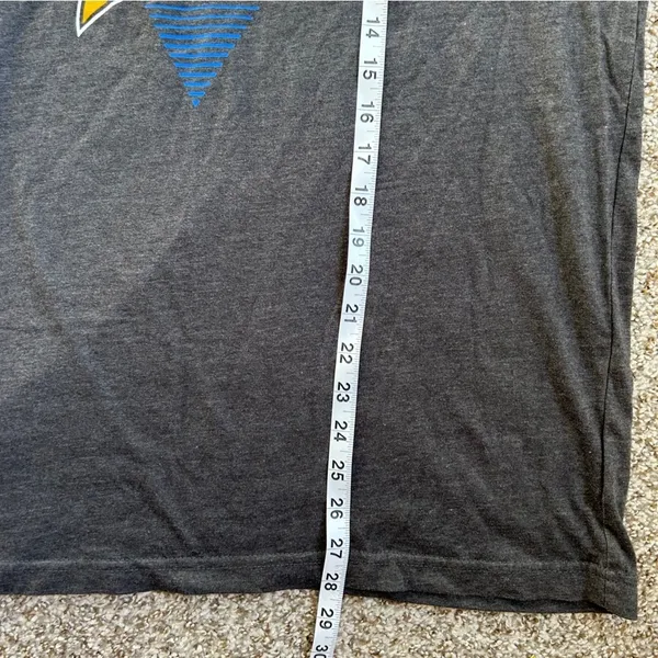 MLB Grey Milwaukee Brewers Short Sleeve T-Shirt Tee Casual Athletic Wear Large - Image 7