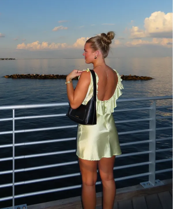 yellow dress - Image 2