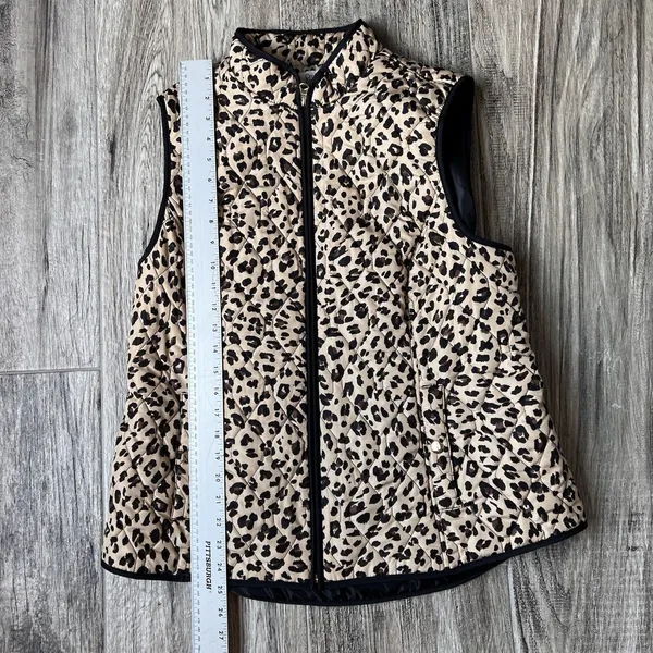 Croft & Barrow Women's L Full Zip Leopard Cheetah Animal Print Quilted Vest #132 - Image 6