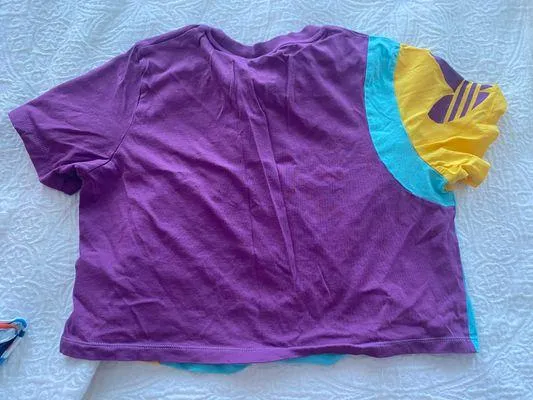 Adidas Tshirt - Image 3