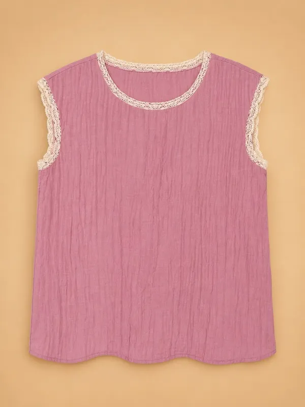 Pretty Dusty Rose top with crochet trim - Image 3