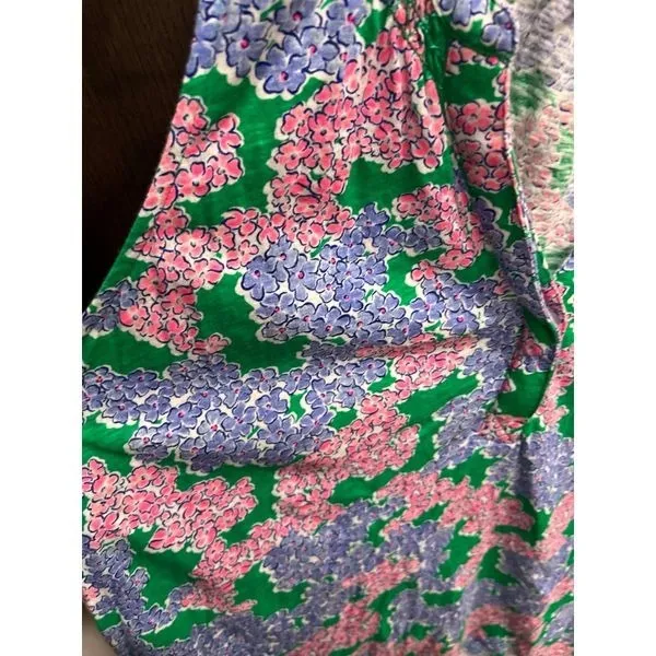 Crown & Ivy floral tank top size XL - Image 2